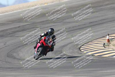 media/Oct-30-2025-Racers Edge (Thu) [[dabbdaf680]]/3-B Group/Session 2 (Bowl Exit)/